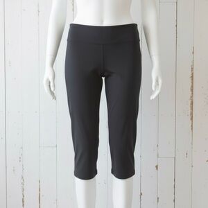 🛍️BUNDLE ONLY ITEM🛍️Capri Yoga Leggings